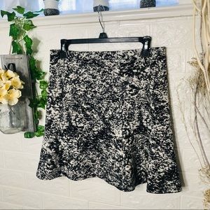 ^🌼3/$30🌼Attention Abstract Printed Mini Skirt Size Small